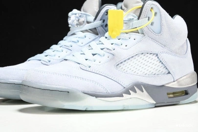 JORDAN AIR (W) DD9336-400 RETRO 5 BLUEBIRD 0822